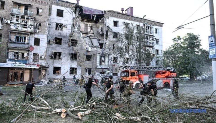 У Запоріжжі під завалами знайшли тіло 11-річної дівчинки: троє загиблих