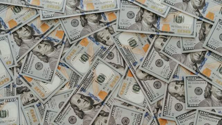НБУ закріпив курс 44,64 грн за долар на 3 серпня: рішення регулятора