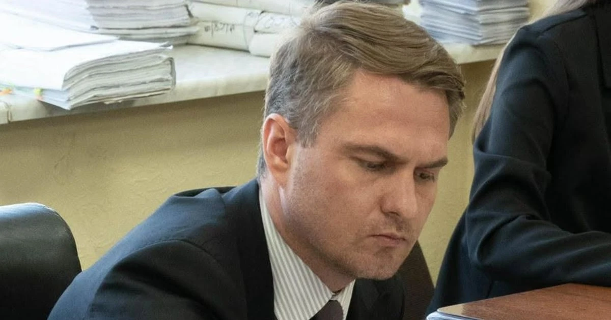 Відрядження Кравченка до Парижа: дати, мета поїздки та джерела інформації