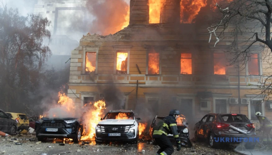 У Києві 28 вересня БПЛА вдарив по будівлі НАНУ: ключові дані про удар