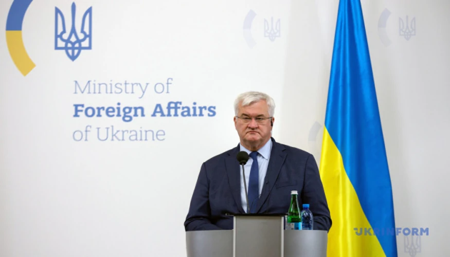 Сибіга закликав світ забезпечити гуманітарний доступ до Олешок